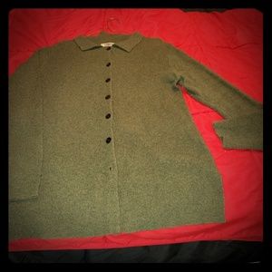 ❤️ Long sleeves button down front sweater